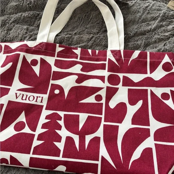 Vuori Red and White Tote Bag strawberry gift new - Picture 2 of 5